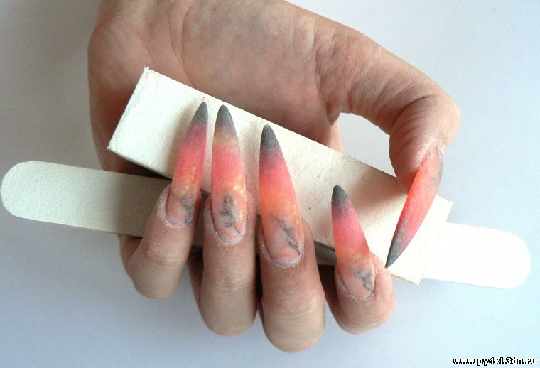 покрытие ногтей цветным гелем