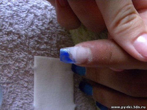 синие ногти +на руках