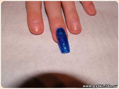 синий дизайн ногтей