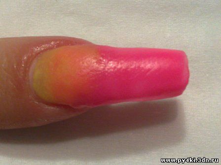 удлинение ногтевого ложа гелем